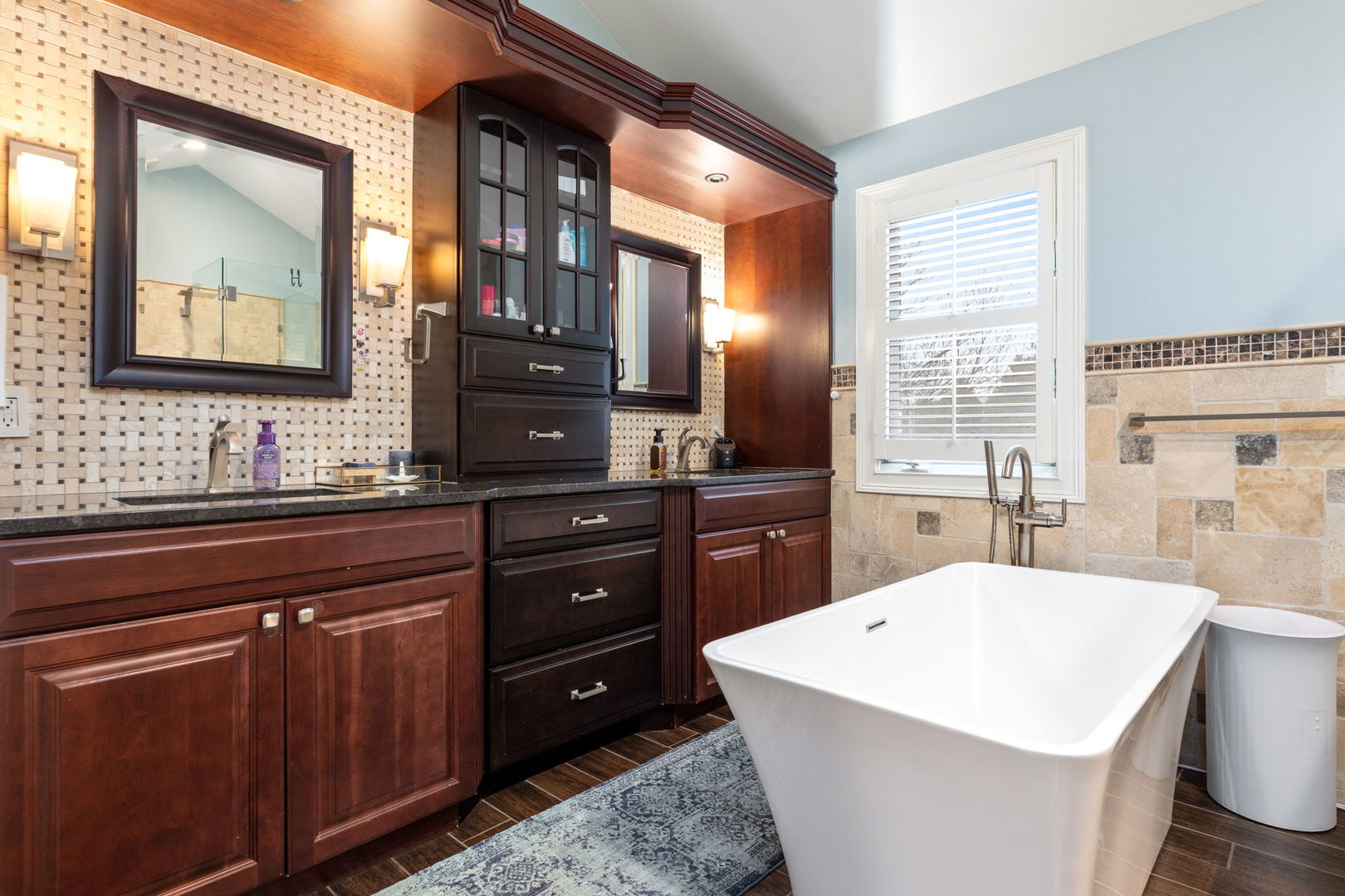 6N680 Somerset Drive, St. Charles, IL 60175