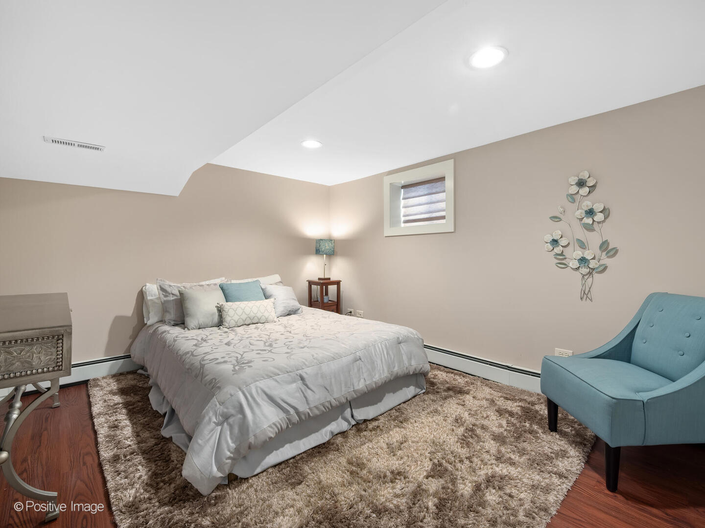 652 S Fairview Avenue, Elmhurst, IL 60126