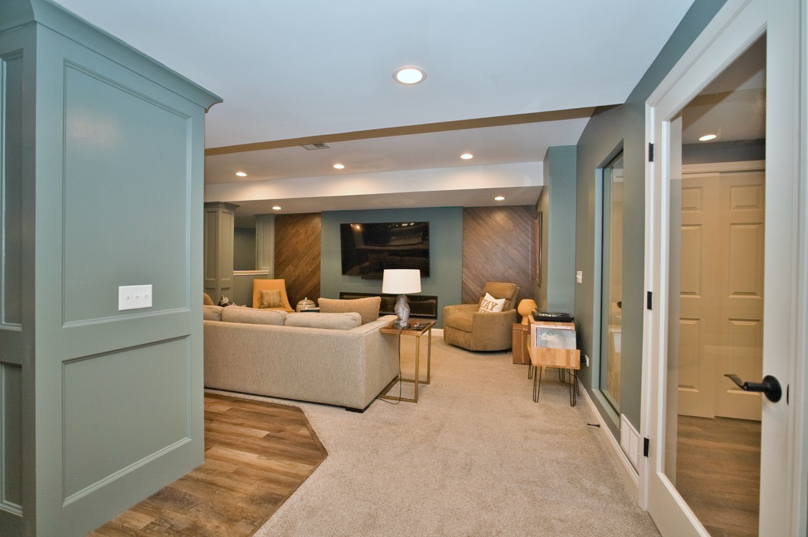 10 Raes Creek Court, Bolingbrook, IL 60490