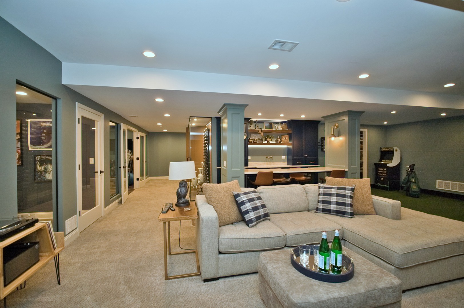 10 Raes Creek Court, Bolingbrook, IL 60490