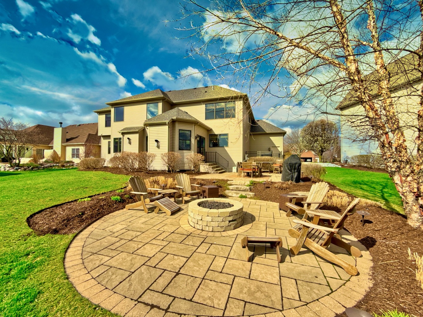 10 Raes Creek Court, Bolingbrook, IL 60490