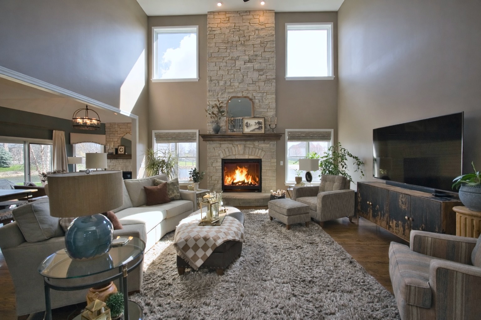 10 Raes Creek Court, Bolingbrook, IL 60490