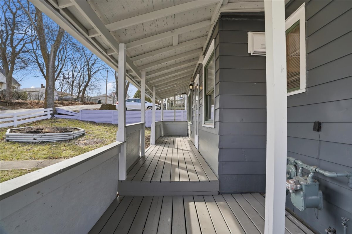 510 Forest Glen Drive, Round Lake Park, IL 60073