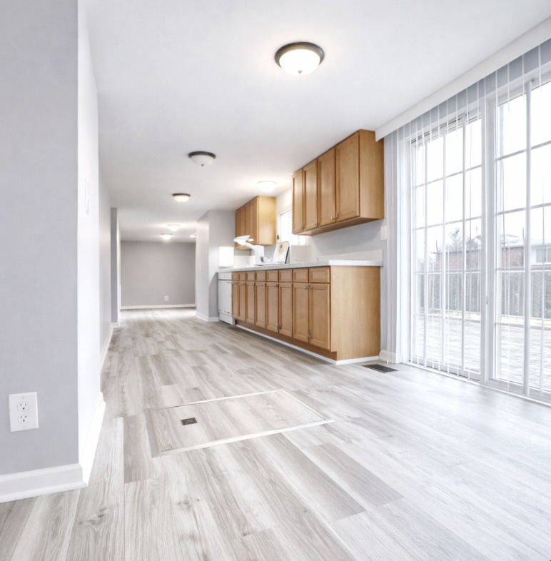 725 S SPENCER Road, New Lenox, IL 60451