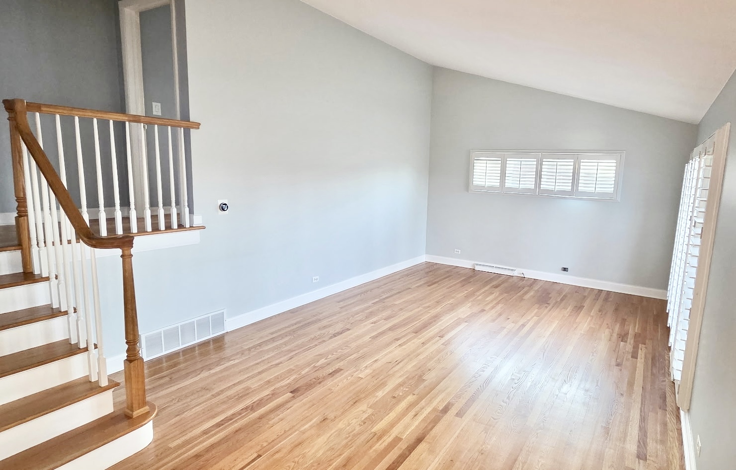 10845 Claridge Avenue, Westchester, IL 60154