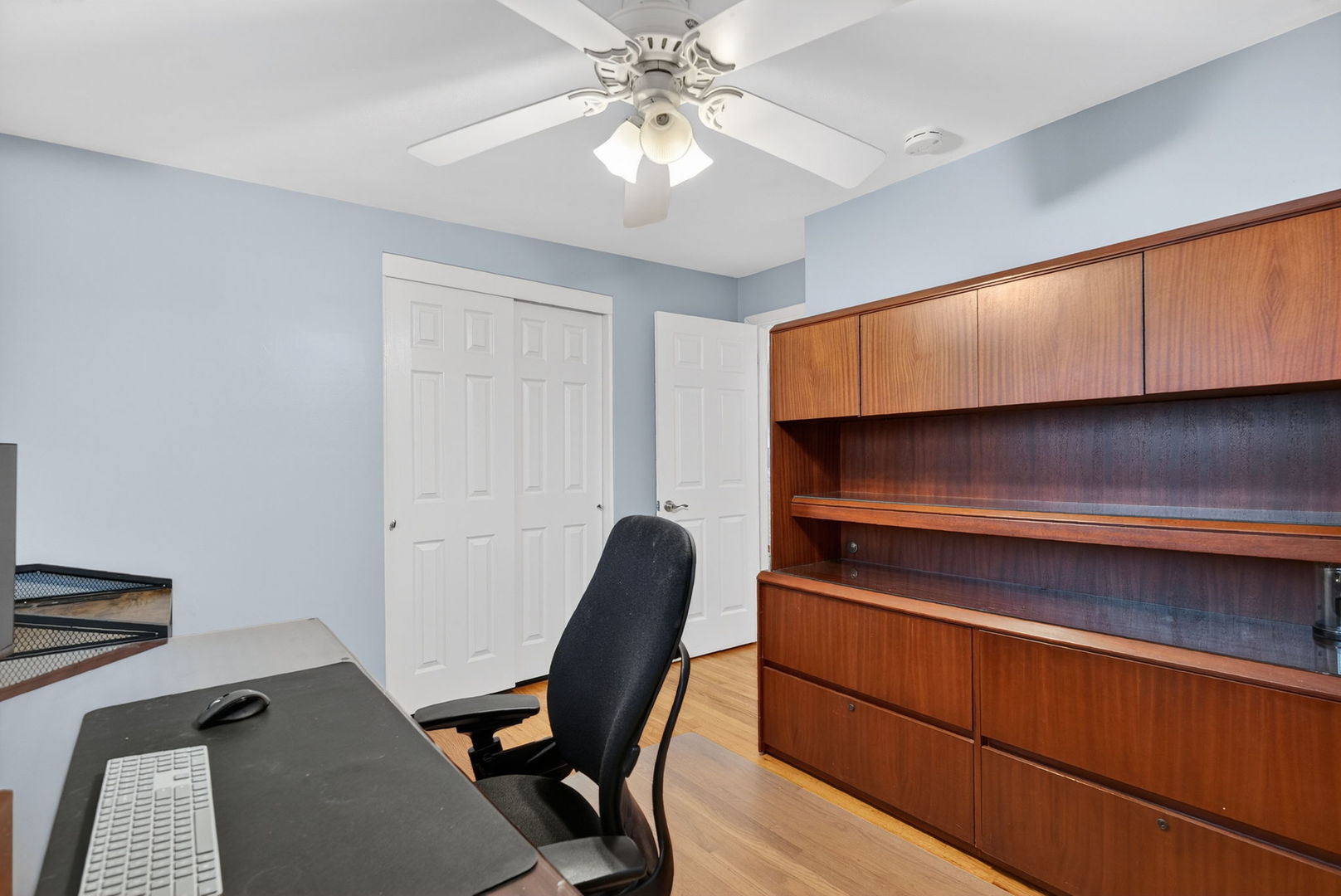 10845 Claridge Avenue, Westchester, IL 60154