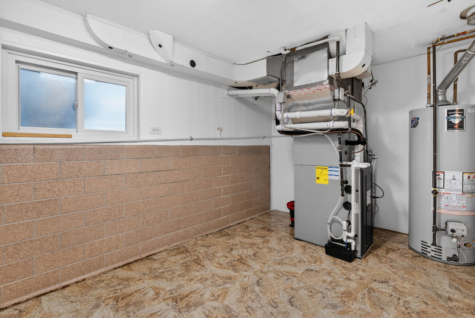 10845 Claridge Avenue, Westchester, IL 60154