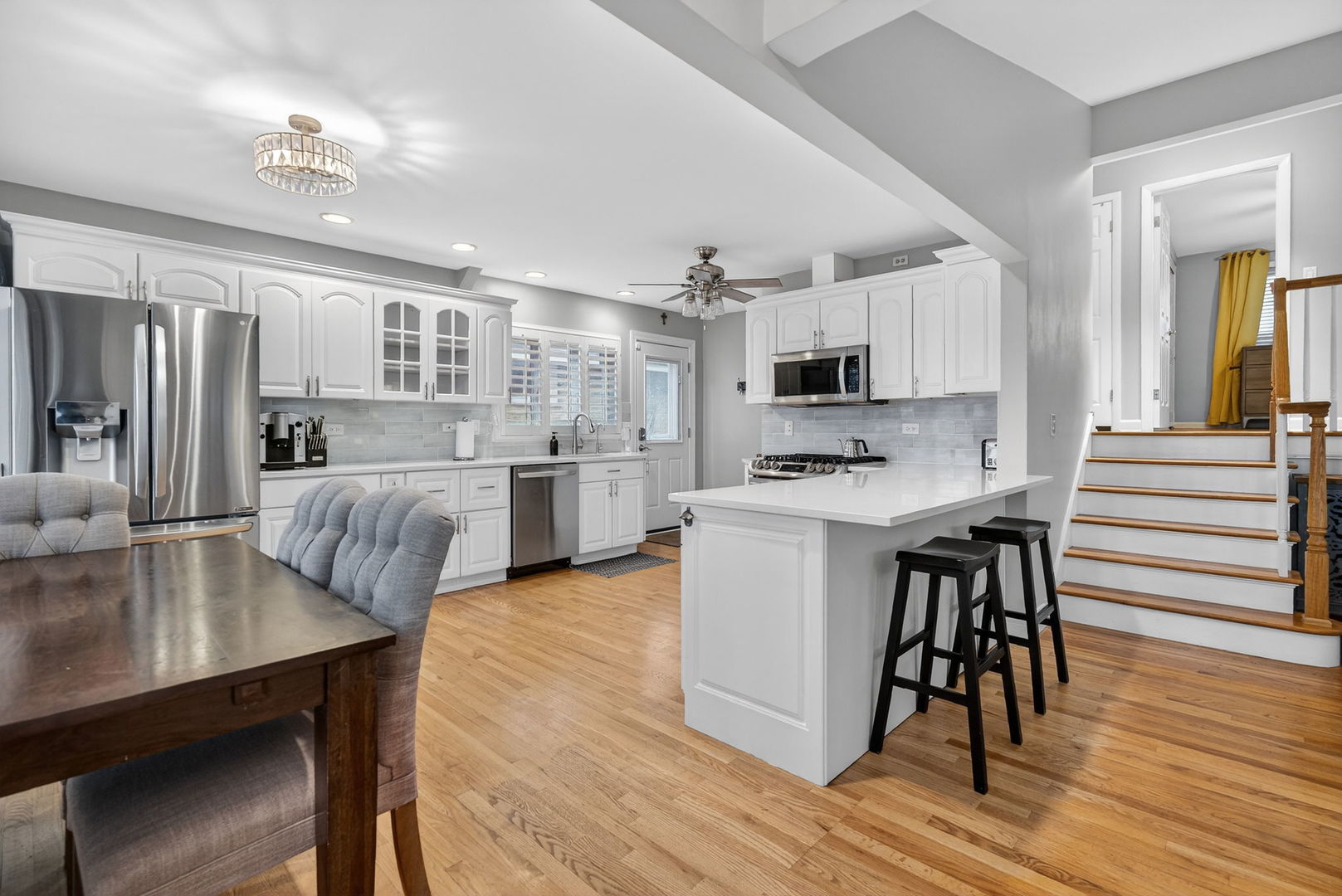 10845 Claridge Avenue, Westchester, IL 60154