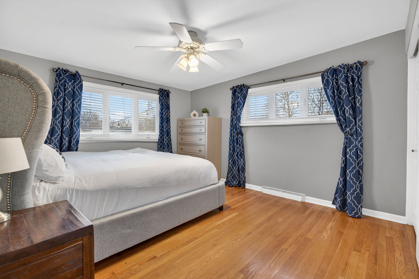 10845 Claridge Avenue, Westchester, IL 60154