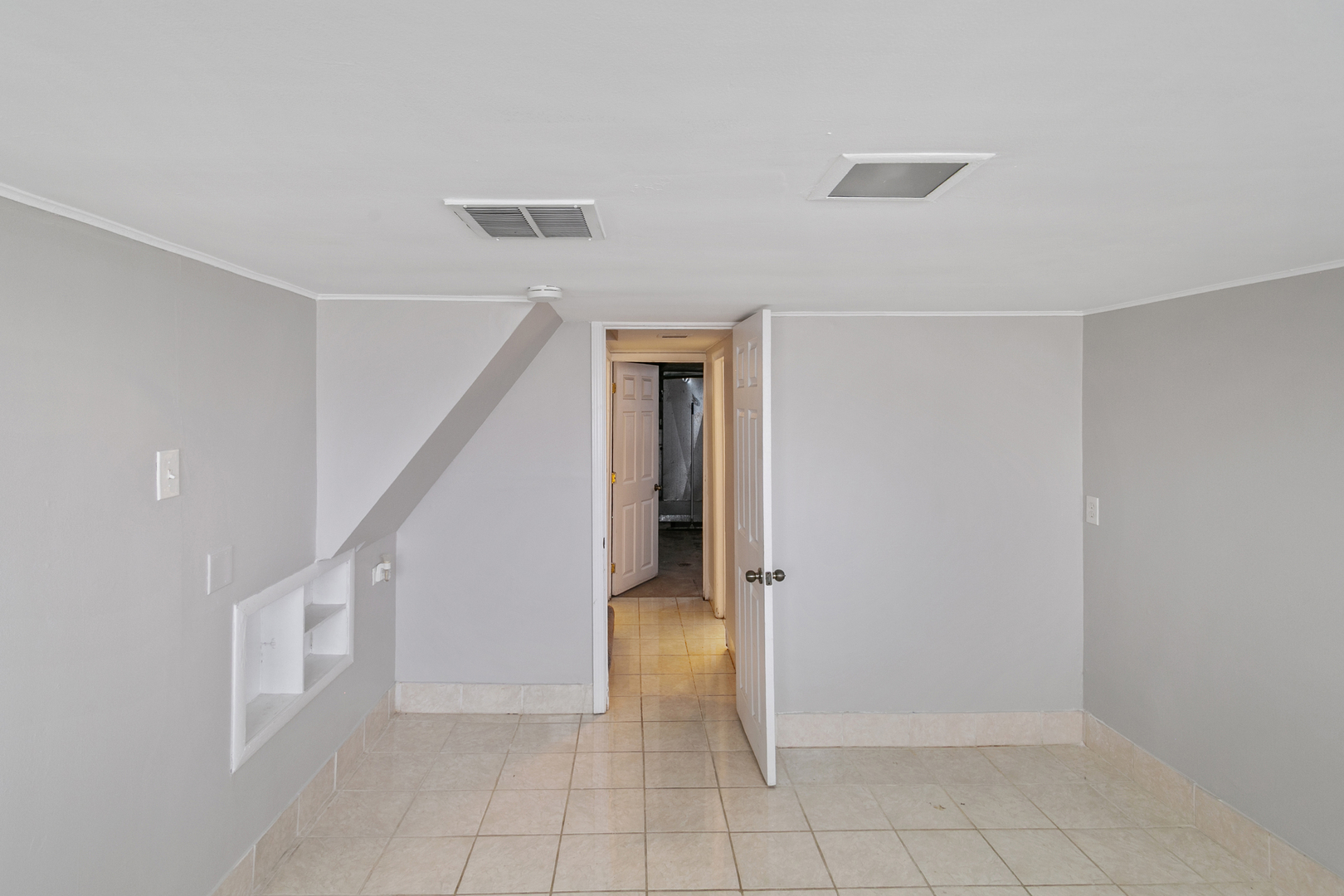 12138 S Elizabeth Street, Chicago, IL 60643