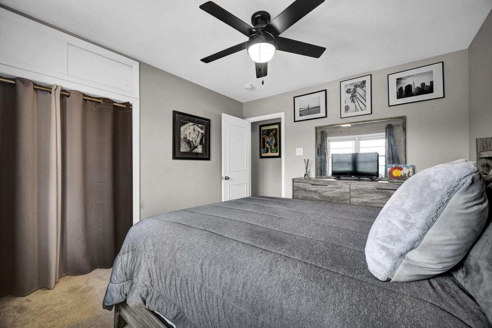 1601 N Linden Street, Normal, IL 61761