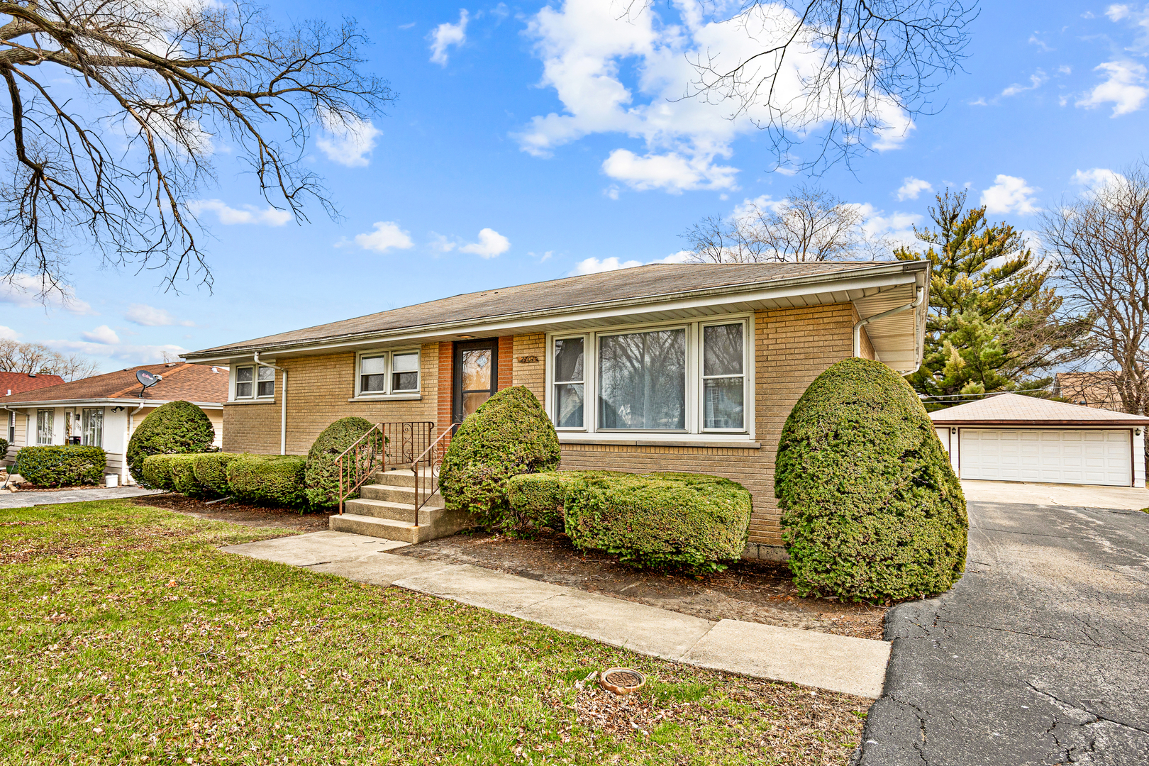 2701 Lee Street, Melrose Park, IL 60164