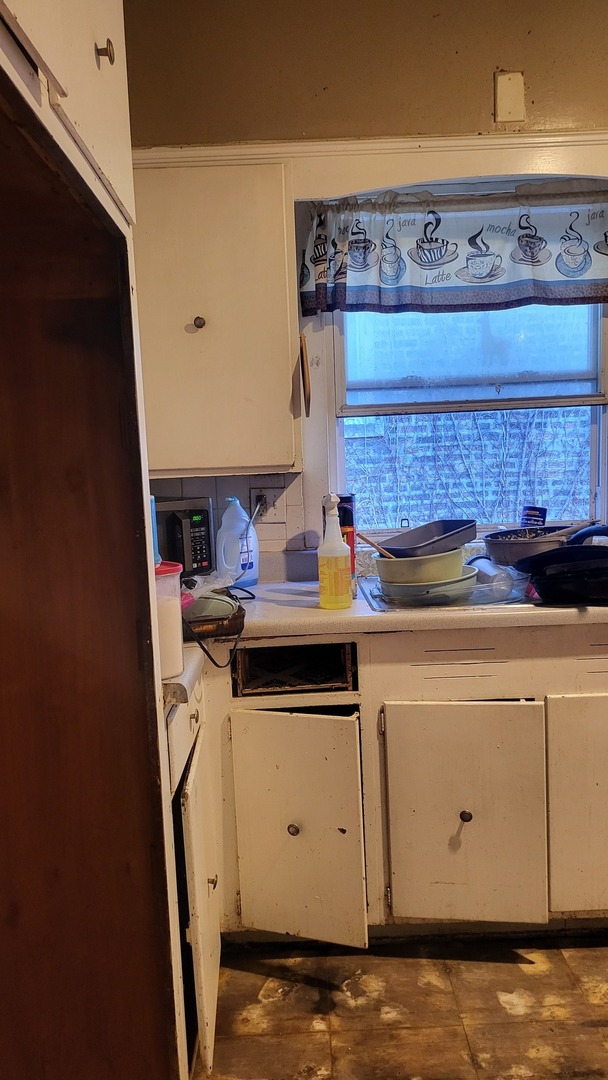 6220 N Talman Avenue, Chicago, IL 60659