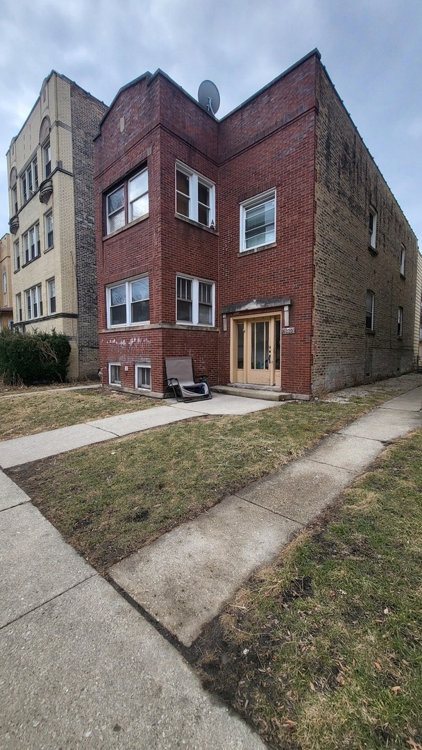 6220 N Talman Avenue, Chicago, IL 60659