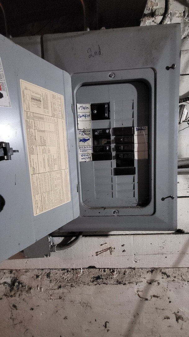 6220 N Talman Avenue, Chicago, IL 60659