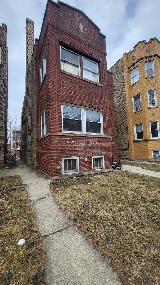 6220 N Talman Avenue, Chicago, IL 60659
