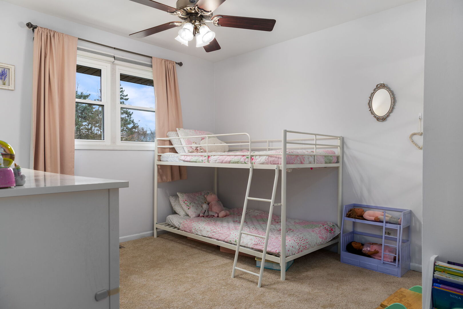 1N264 Darling Street, Carol Stream, IL 60188