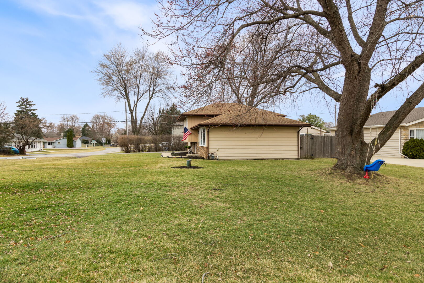 1N264 Darling Street, Carol Stream, IL 60188