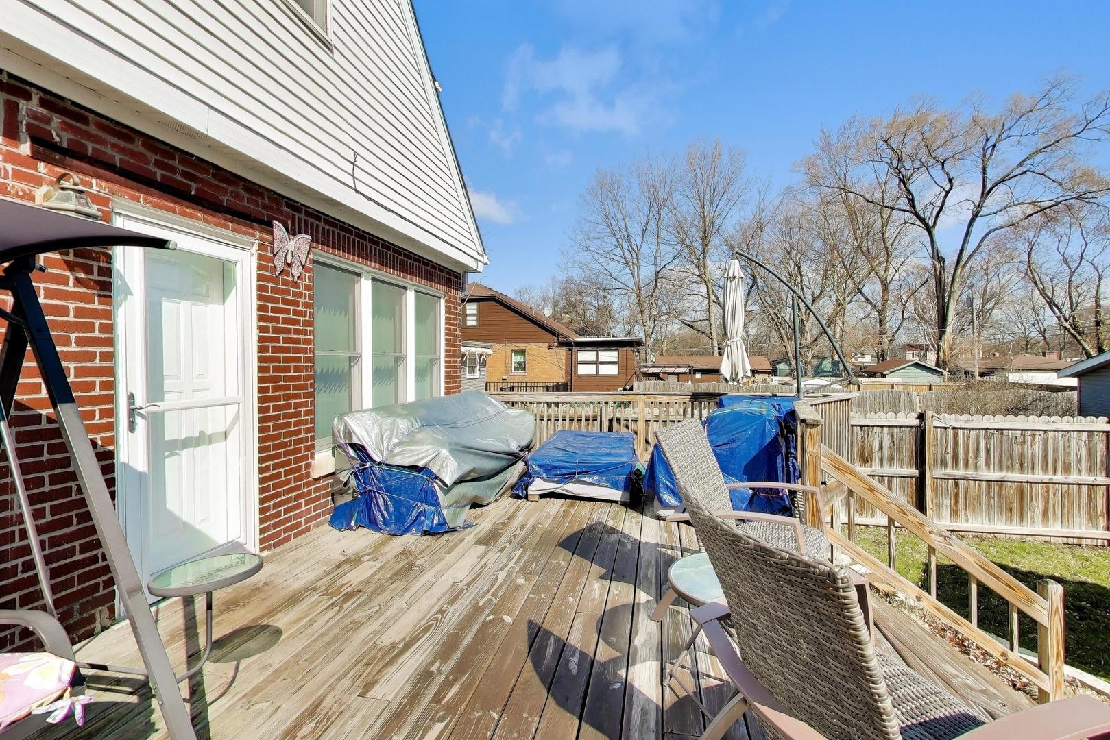 8039 Forest Avenue, Munster, IN 46321