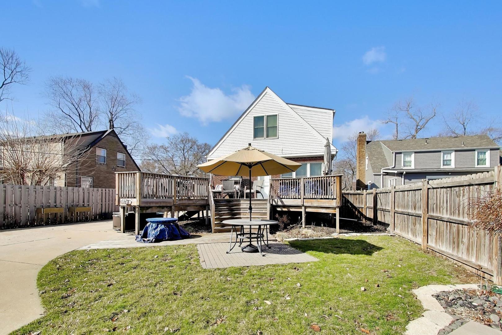 8039 Forest Avenue, Munster, IN 46321