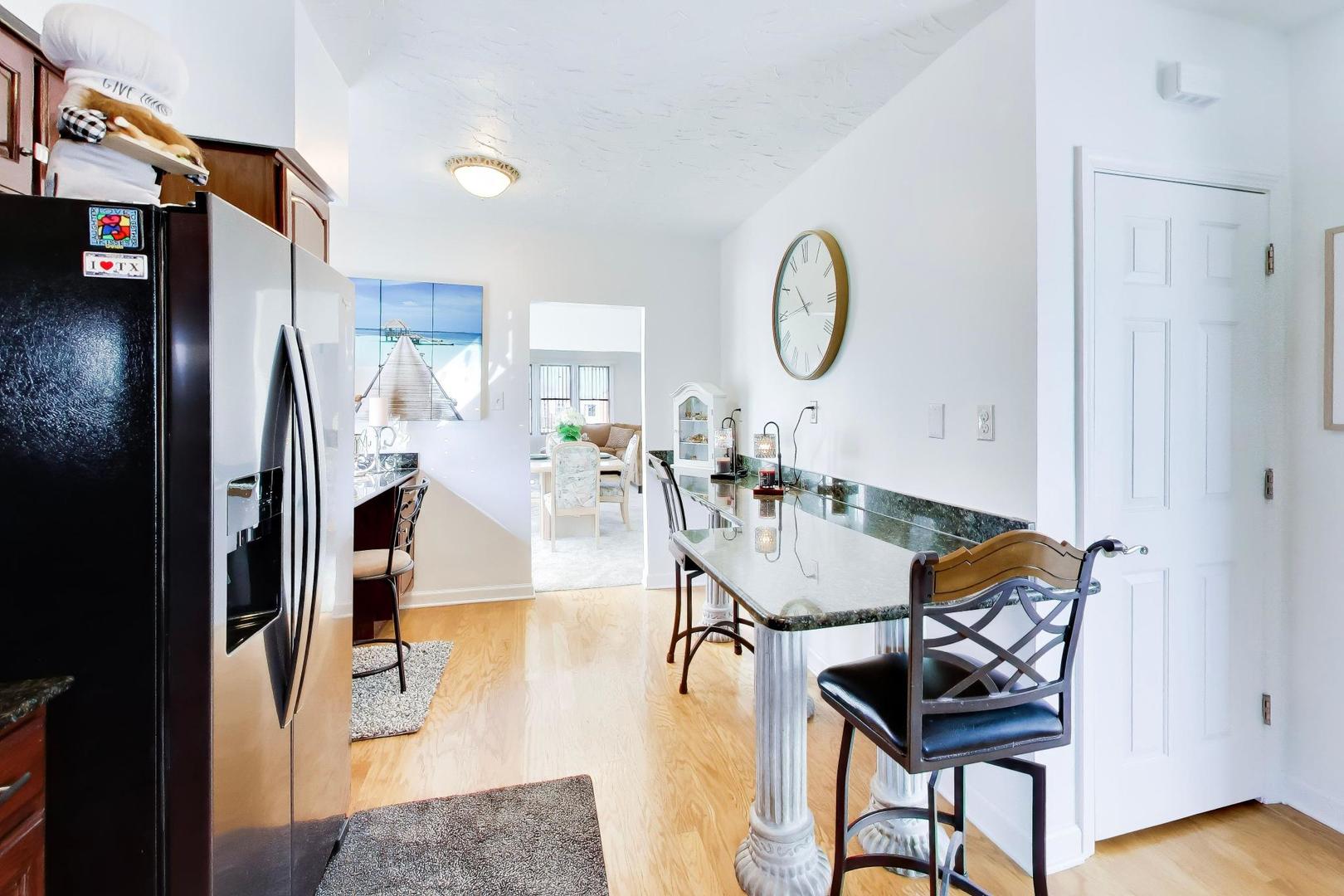 8039 Forest Avenue, Munster, IN 46321