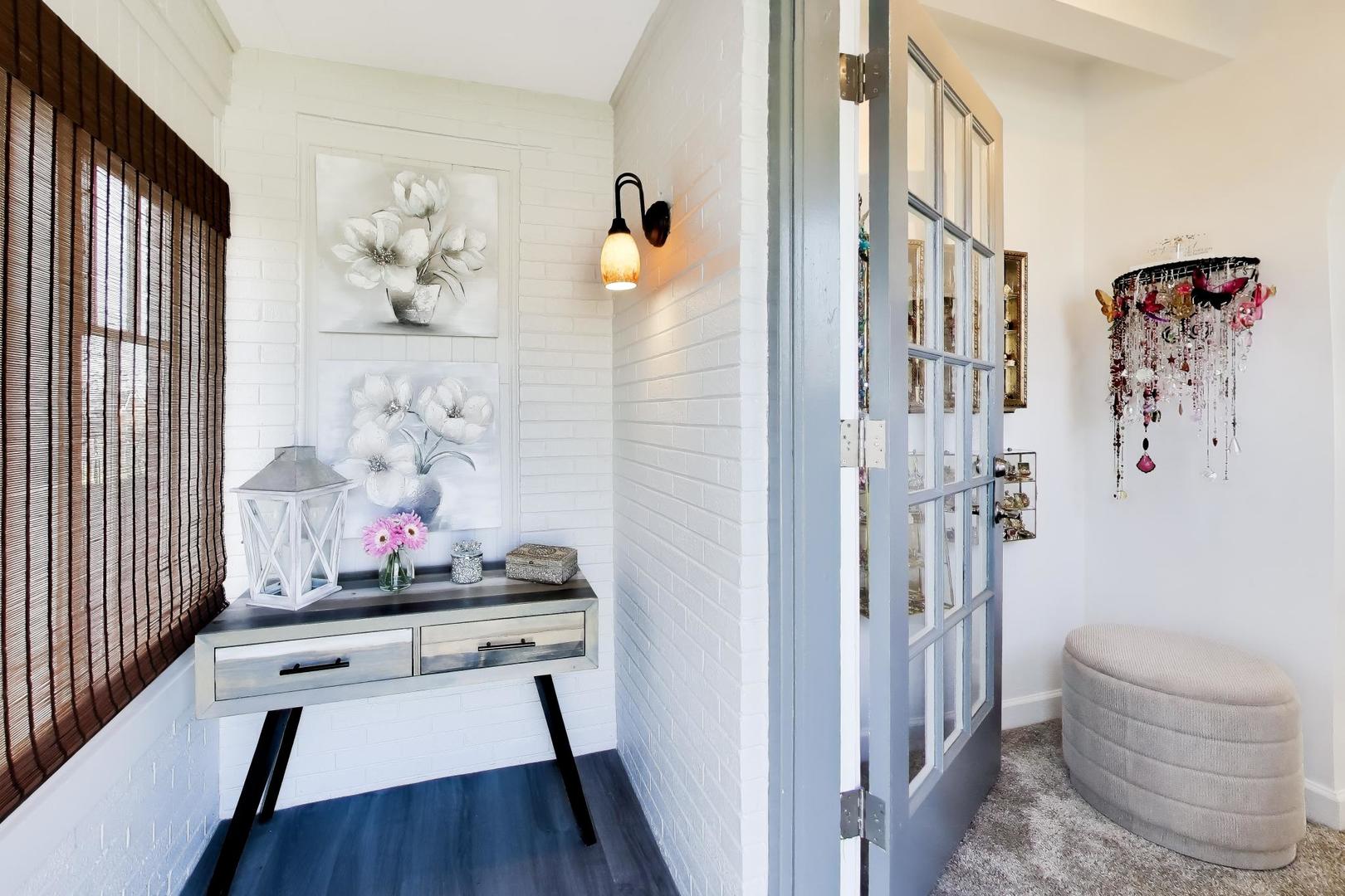 8039 Forest Avenue, Munster, IN 46321