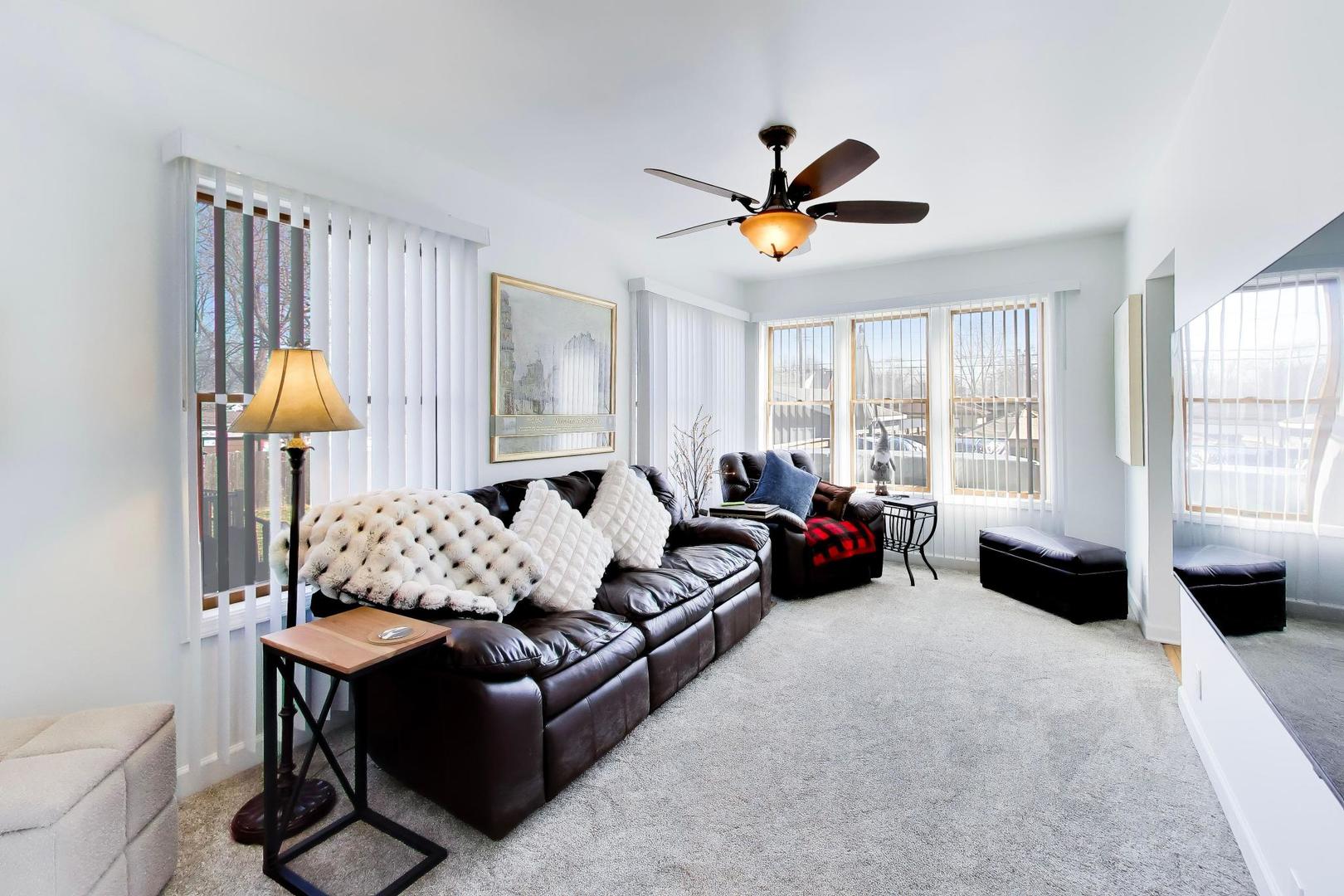 8039 Forest Avenue, Munster, IN 46321