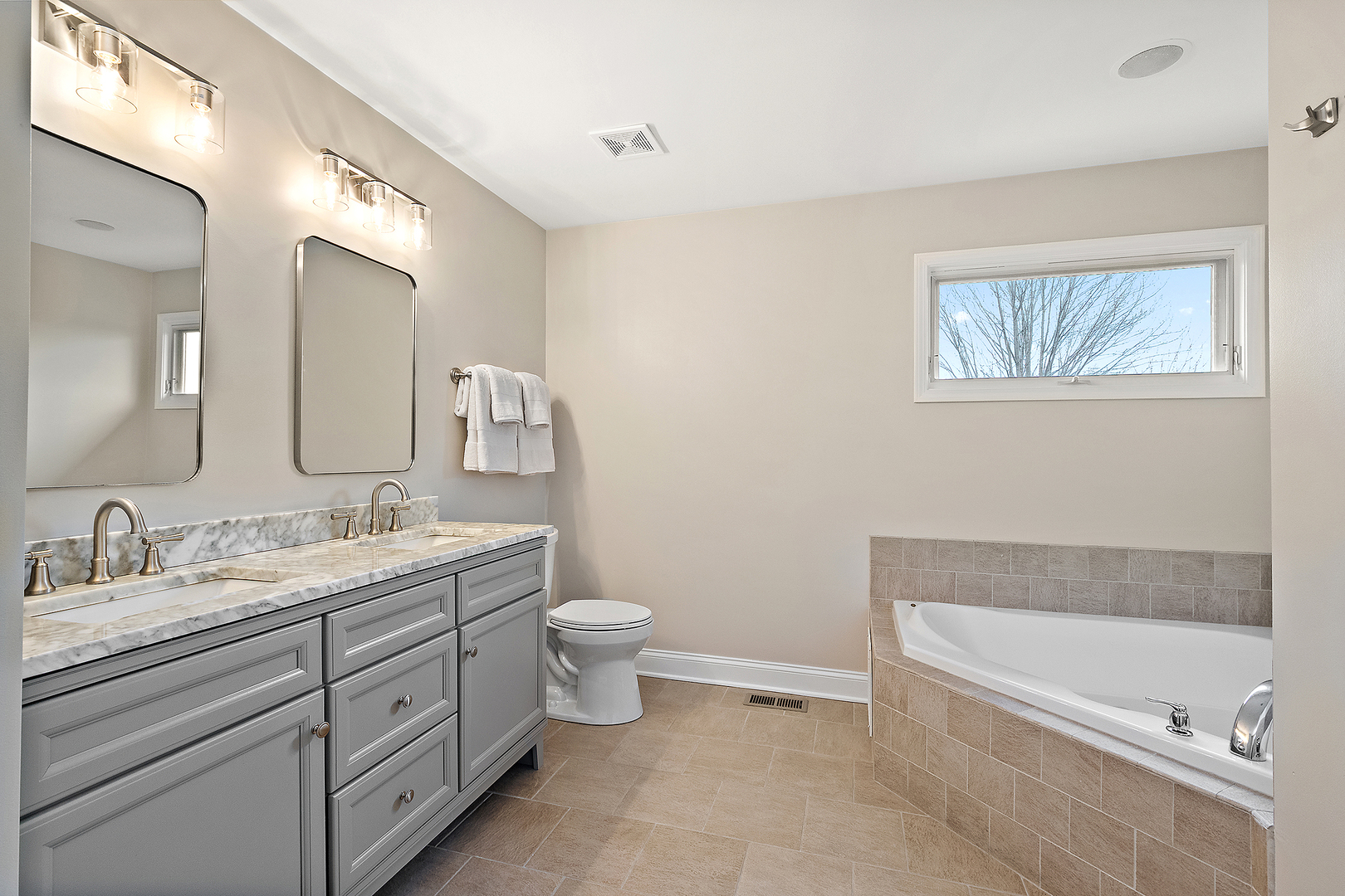 10626 Shilling Road, Frankfort, IL 60423