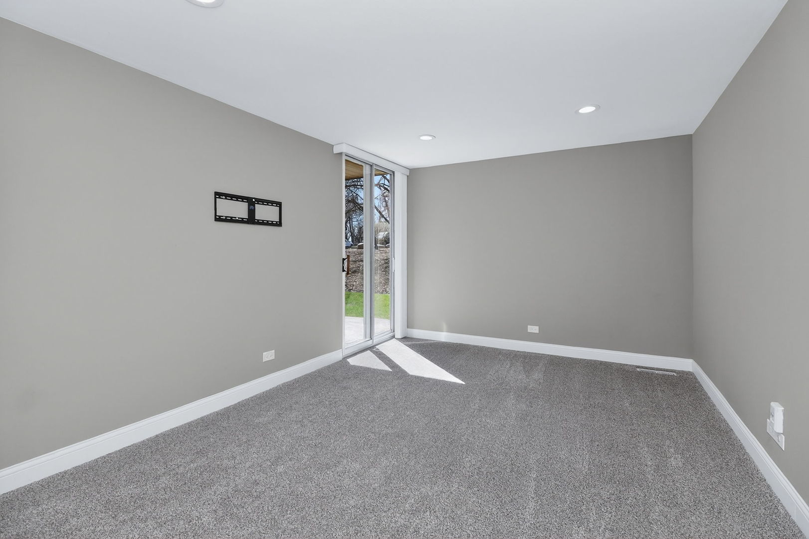 6020 Oakwood Drive #1L, Lisle, IL 60532