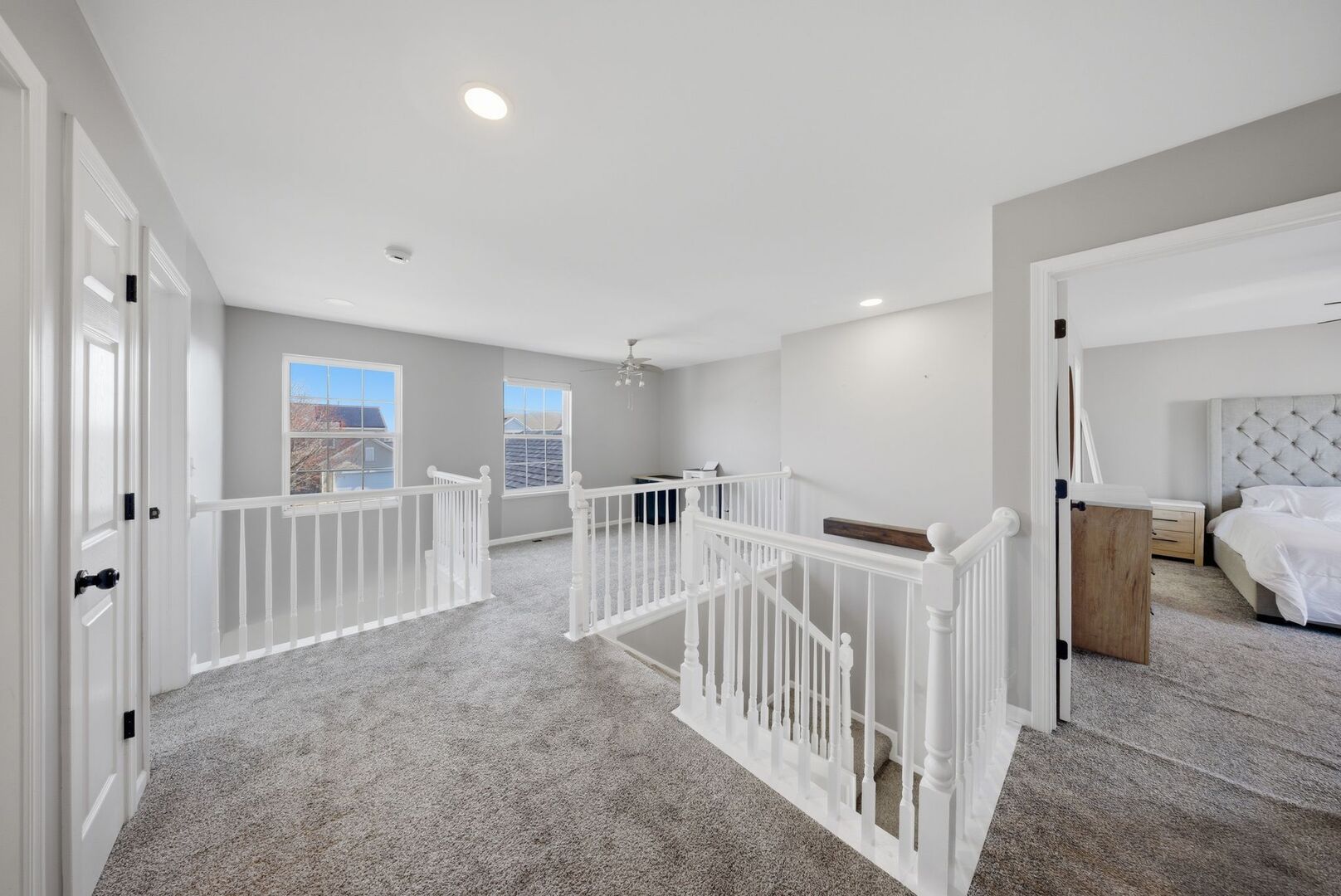 2547 Prairie Crossing Drive, Montgomery, IL 60538