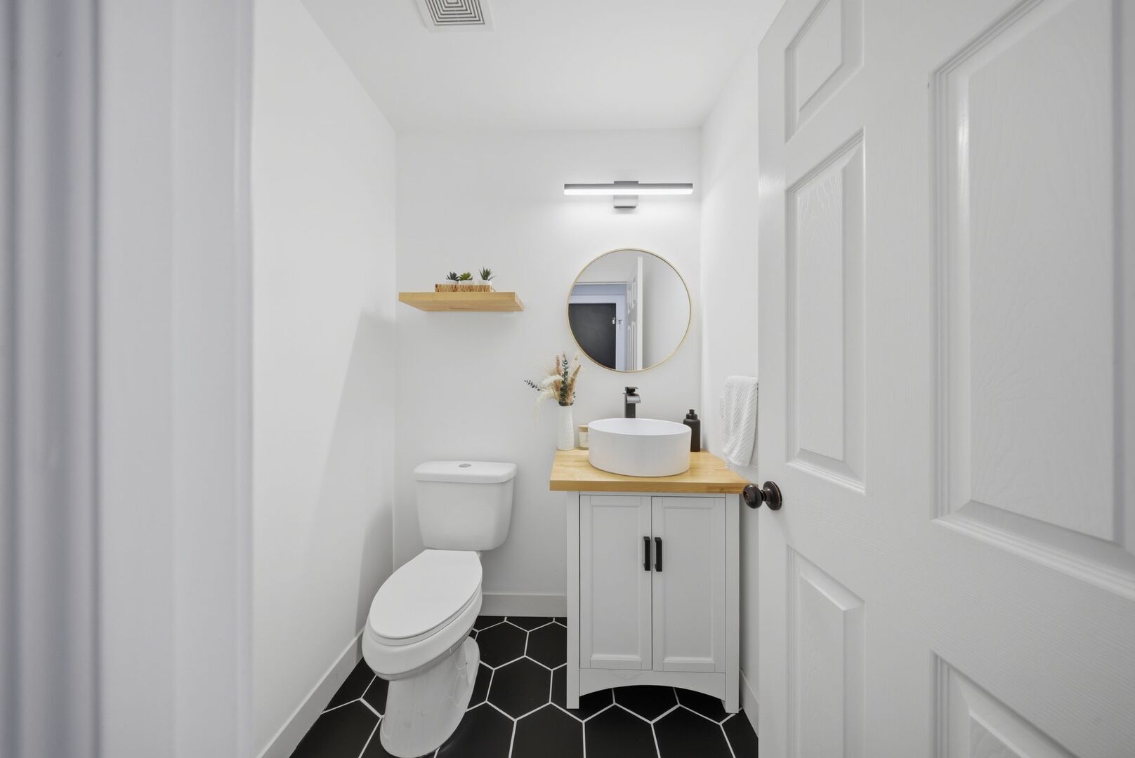 2547 Prairie Crossing Drive, Montgomery, IL 60538