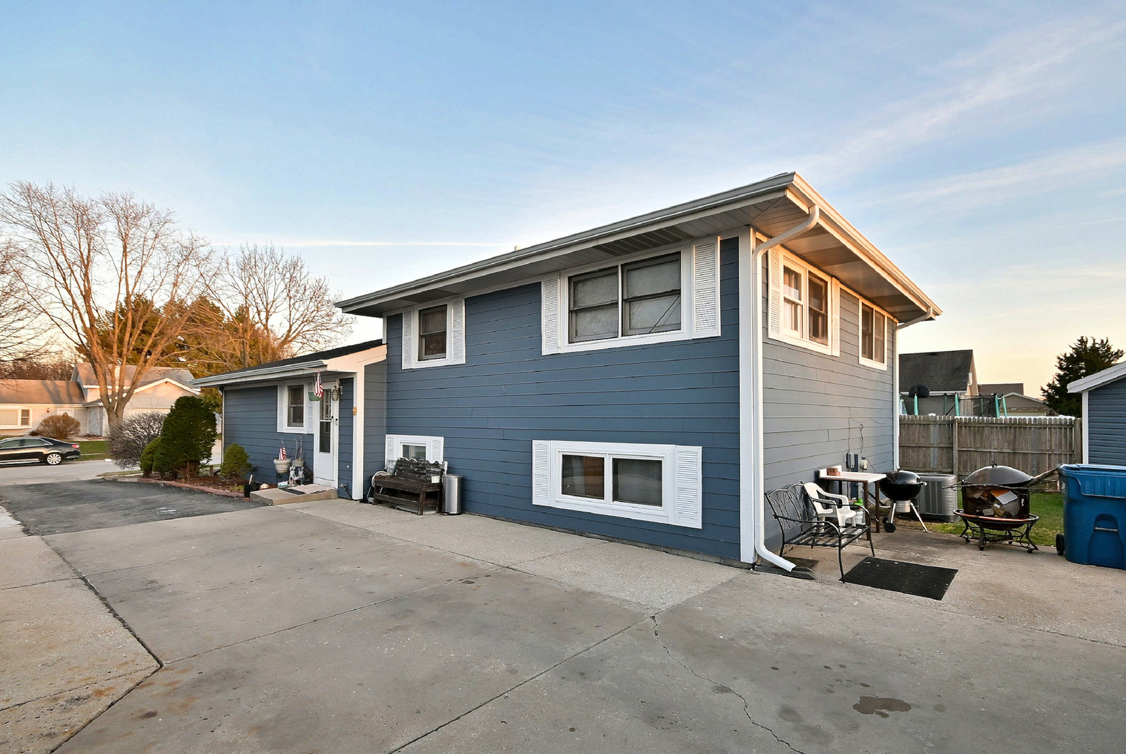 1506 LIBERTY Drive, Glendale Heights, IL 60139