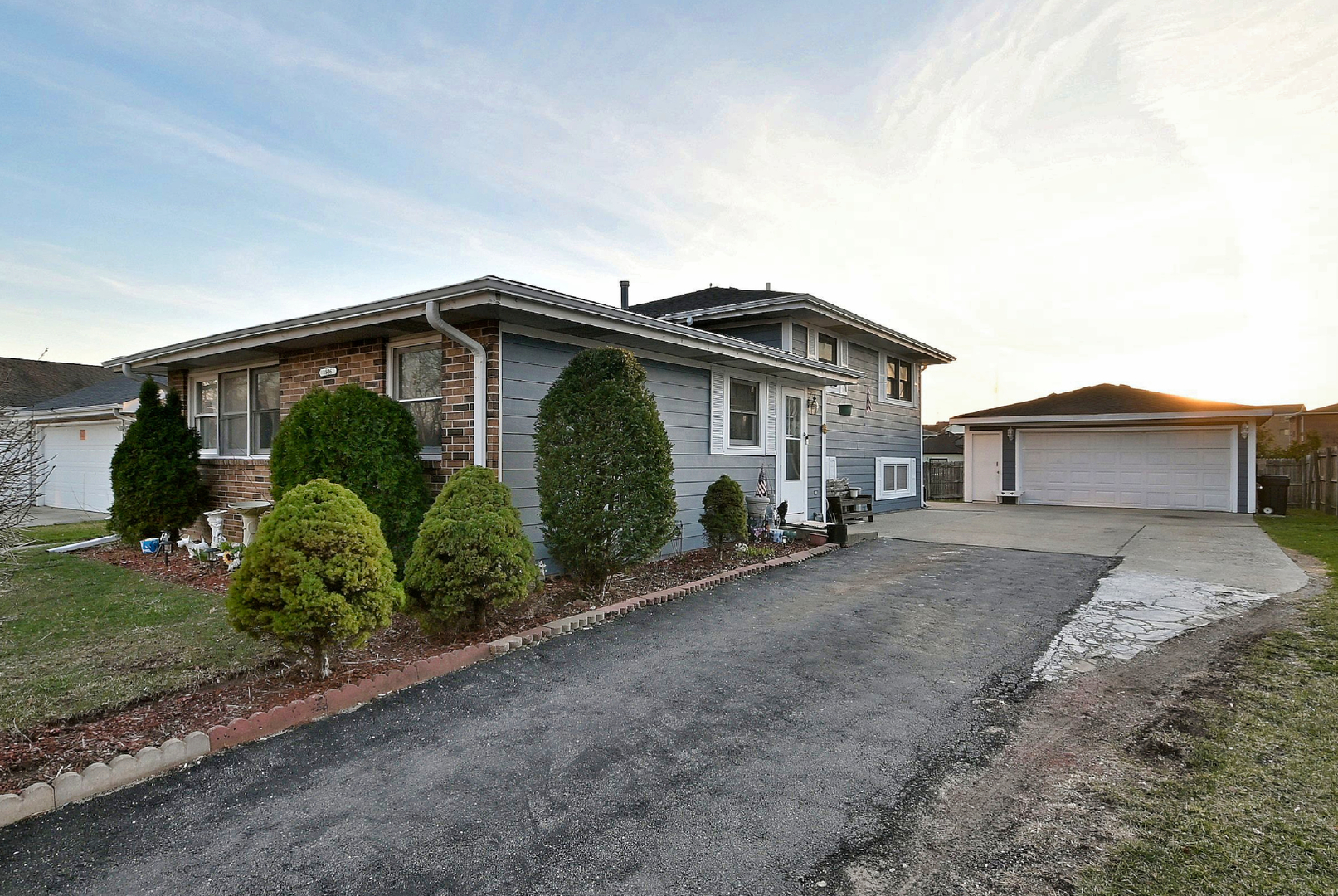 1506 LIBERTY Drive, Glendale Heights, IL 60139