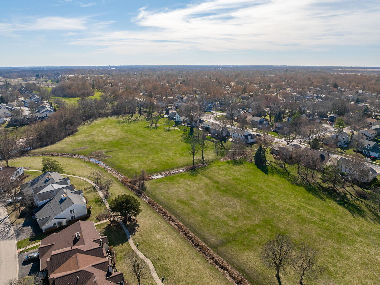 2153 Lancaster Circle #102B, Naperville, IL 60565