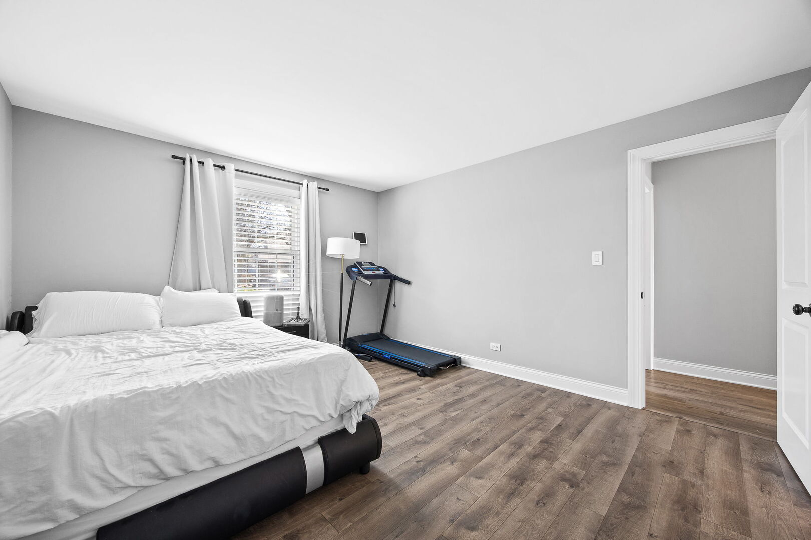 2153 Lancaster Circle #102B, Naperville, IL 60565