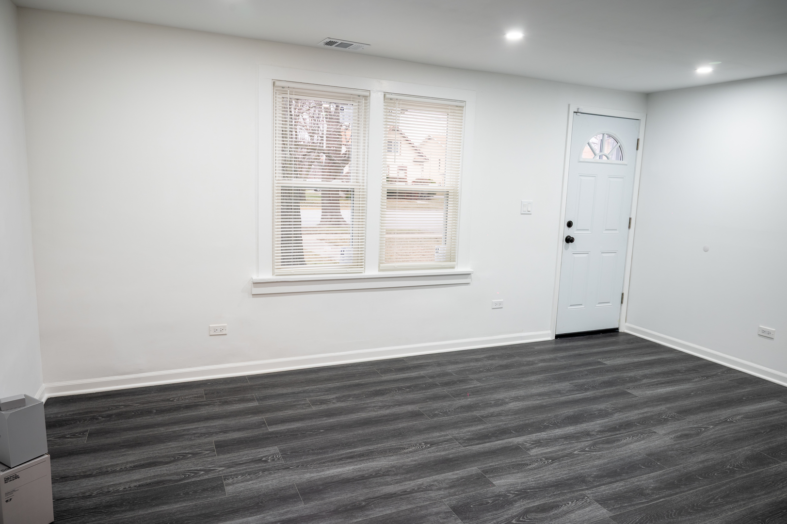 15915 Cottage Grove Avenue, South Holland, IL 60473