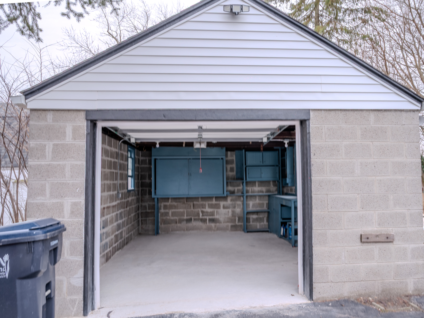 15915 Cottage Grove Avenue, South Holland, IL 60473