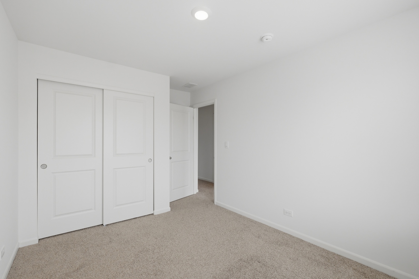 217 Goldenrod Drive, Elgin, IL 60124