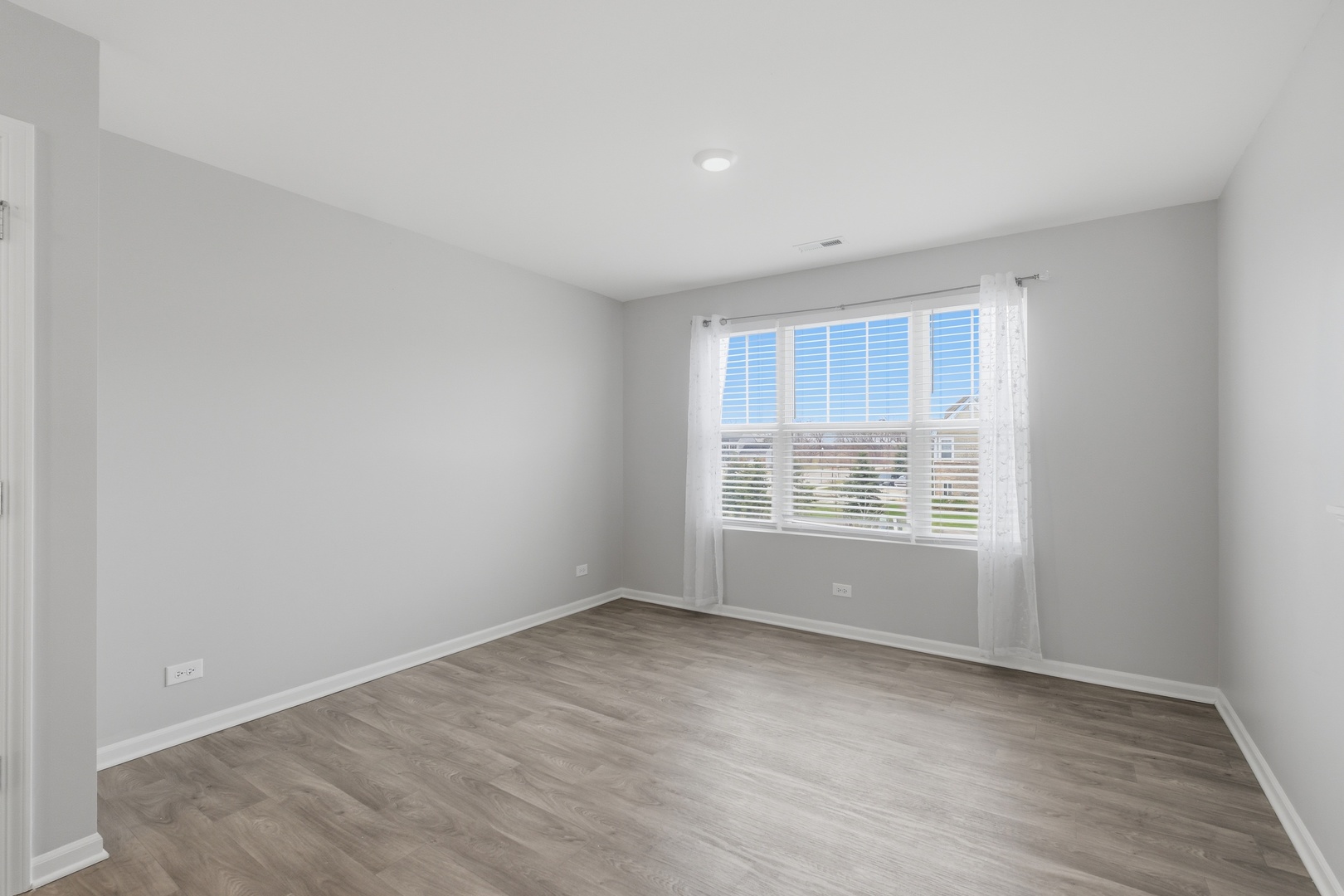 217 Goldenrod Drive, Elgin, IL 60124