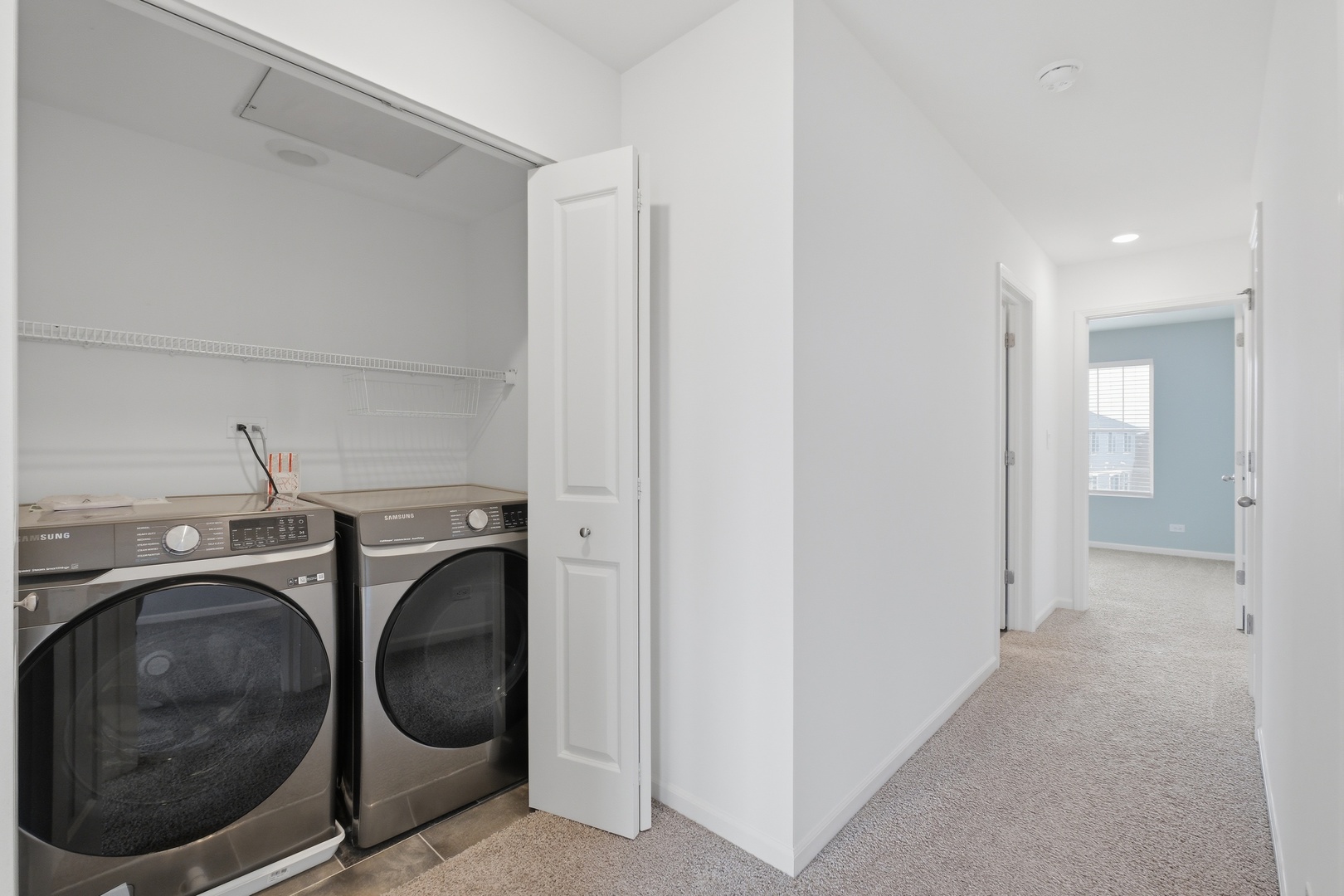 217 Goldenrod Drive, Elgin, IL 60124