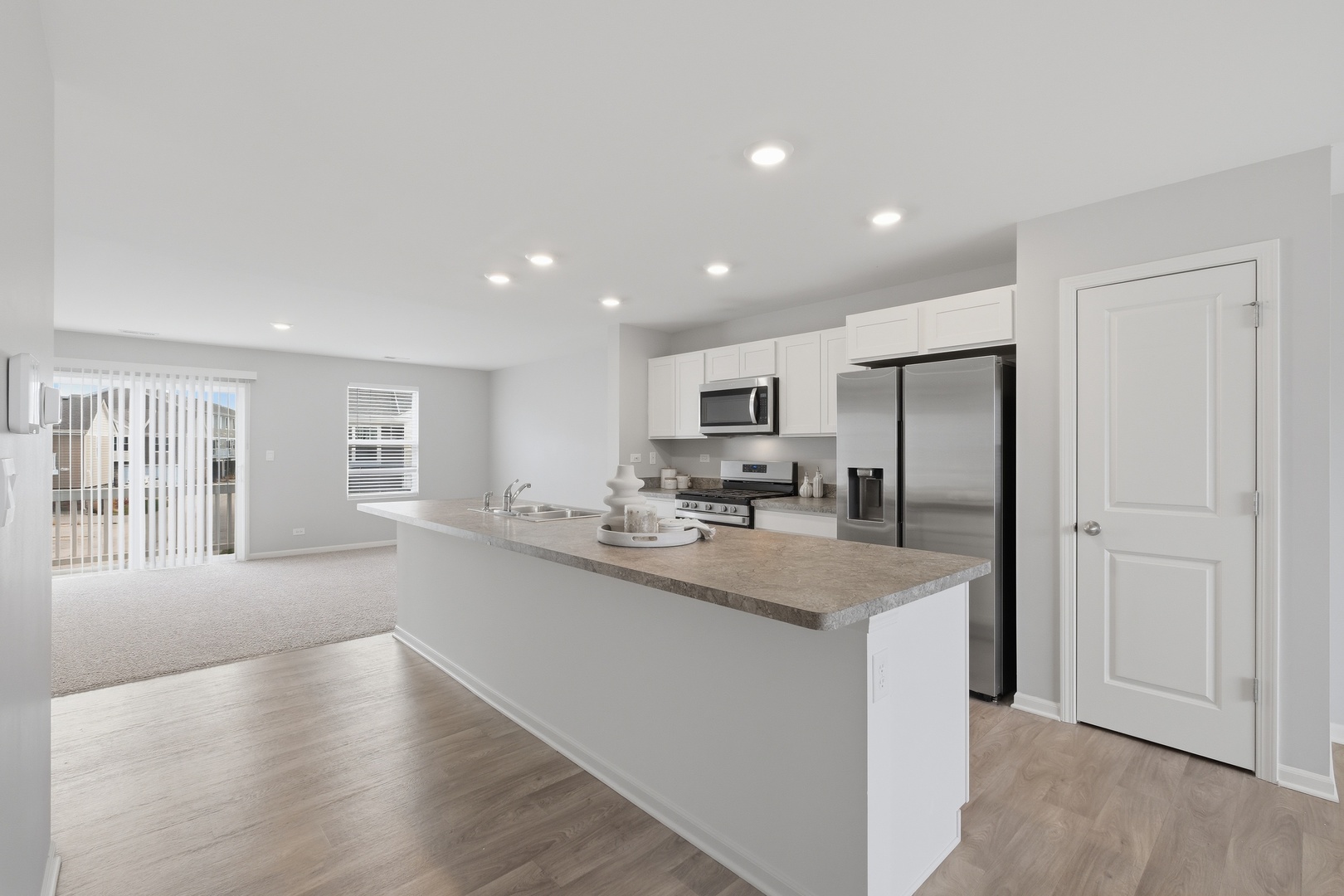 217 Goldenrod Drive, Elgin, IL 60124