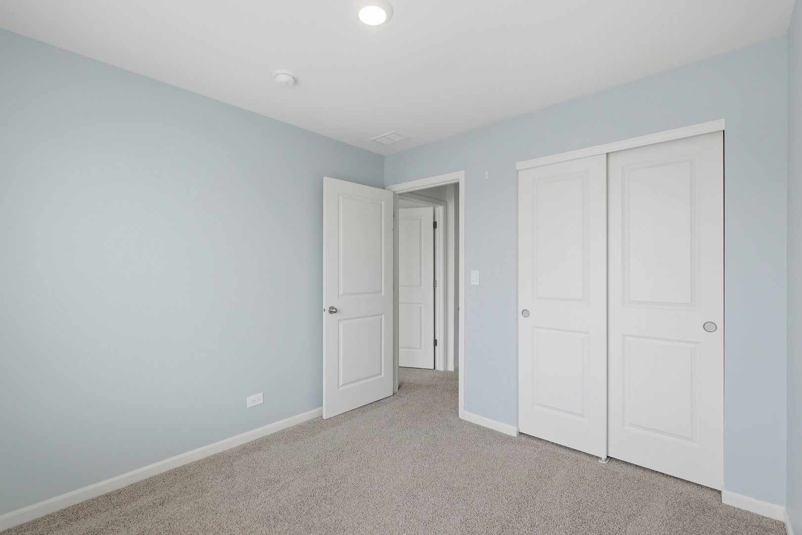 217 Goldenrod Drive, Elgin, IL 60124