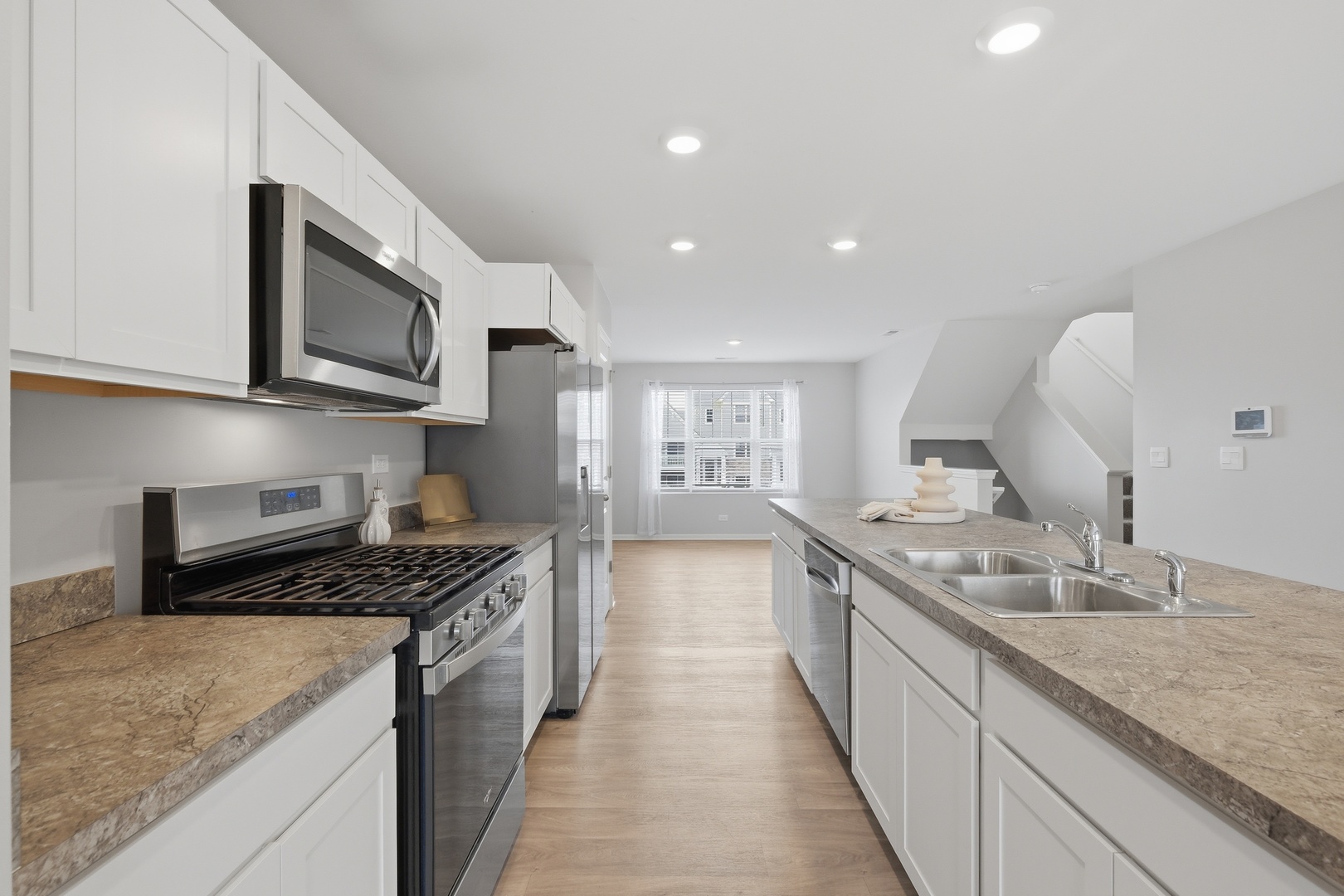 217 Goldenrod Drive, Elgin, IL 60124