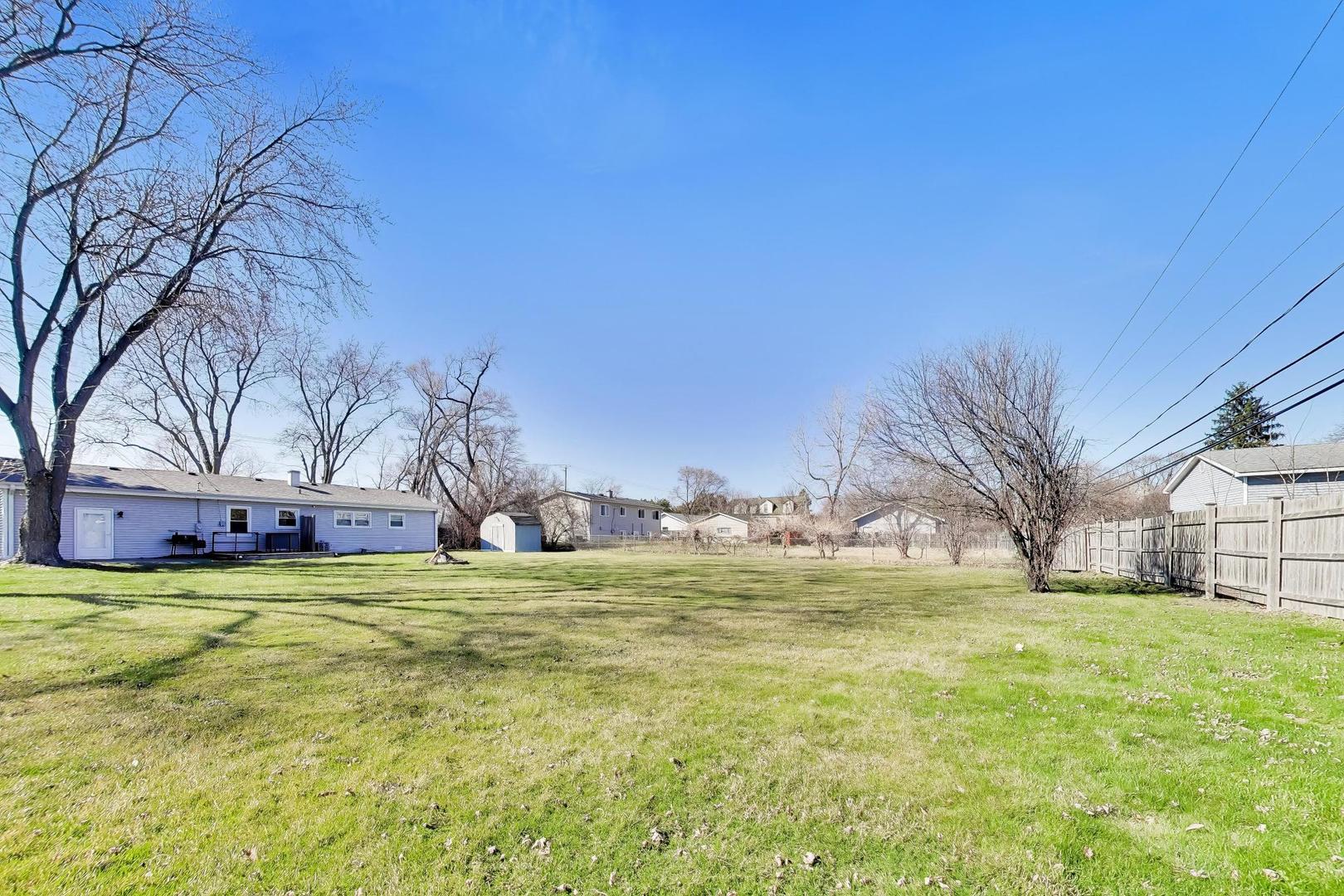 2N135 Bloomingdale Road, Glen Ellyn, IL 60139