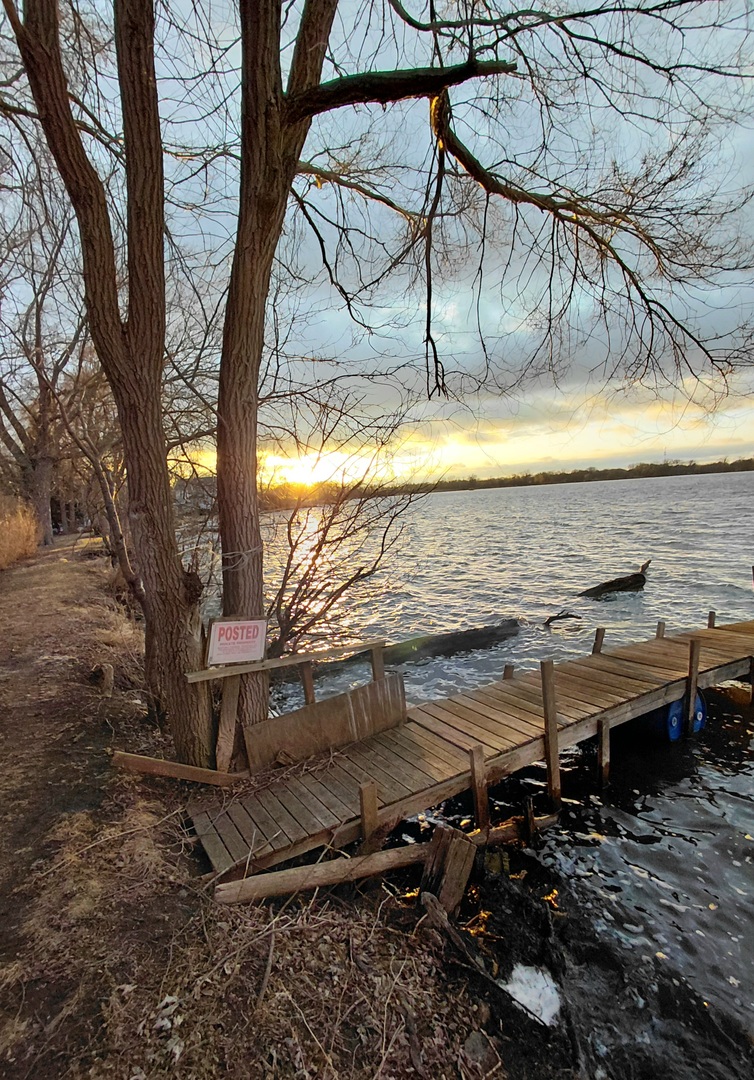 28331 W Main Street, Wauconda, IL 60084