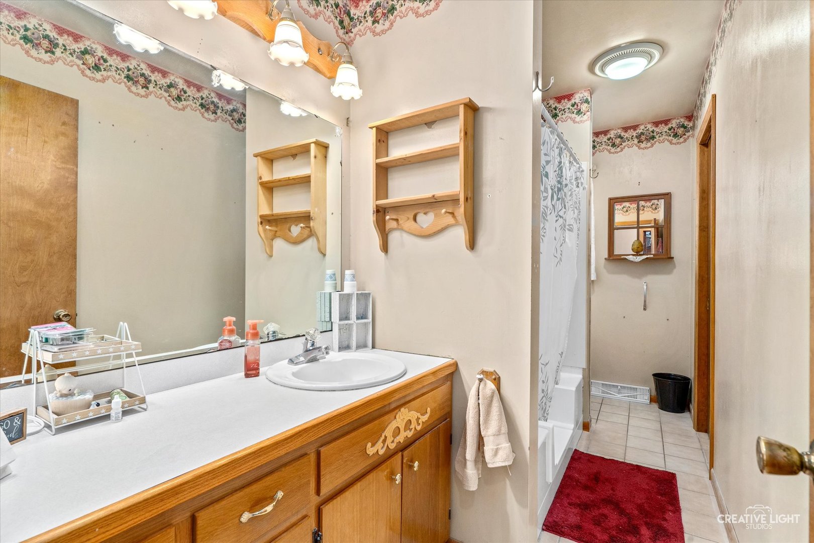 701 E Prairie Street, Plano, IL 60545