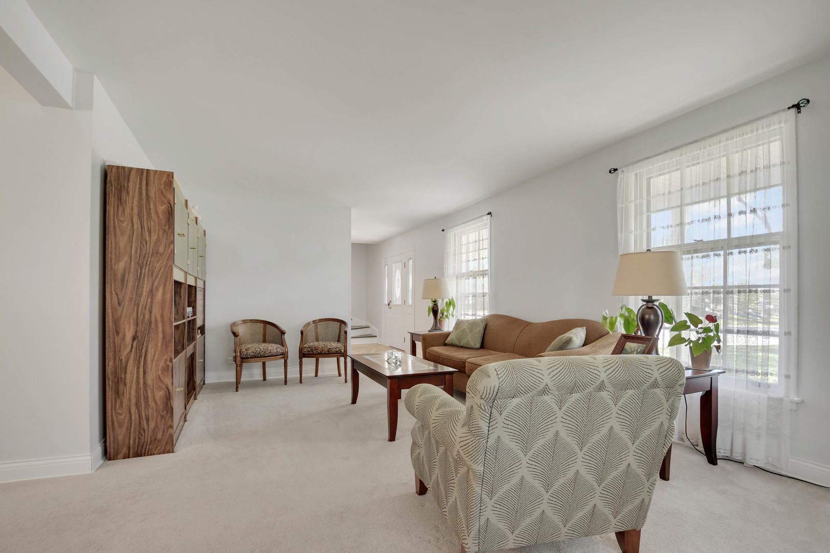 6914 Richmond Avenue, Darien, IL 60561