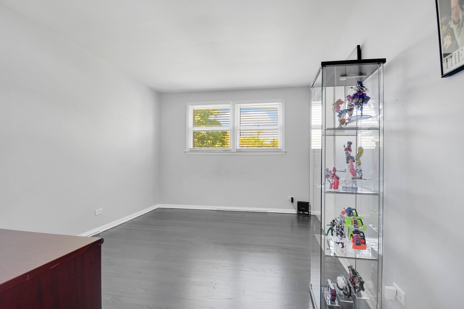 6914 Richmond Avenue, Darien, IL 60561