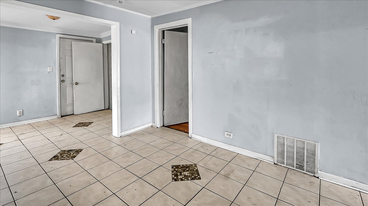 1048 W 104th Place, Chicago, IL 60643