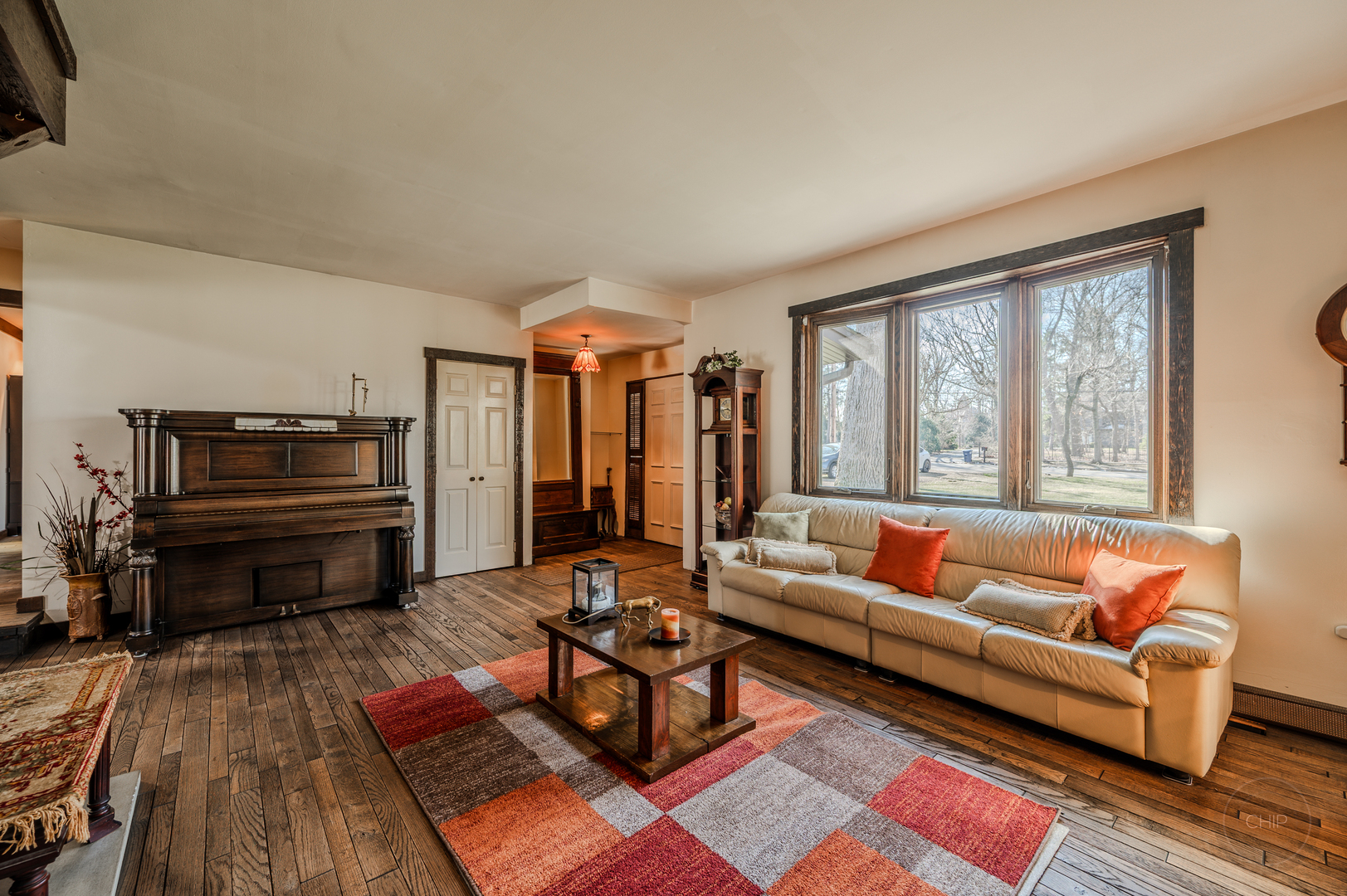 731 E Gartner Road, Naperville, IL 60540